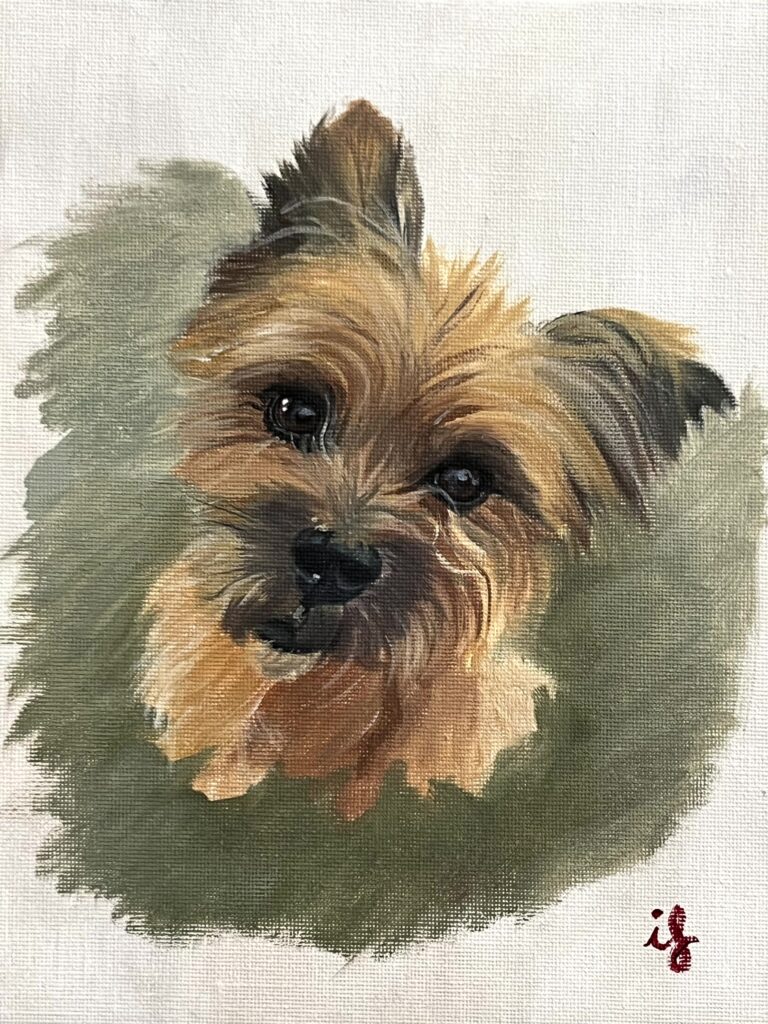 Pintura d'un gos petit marró i negre sobre fons verd grisós, obra d'Ifgasa