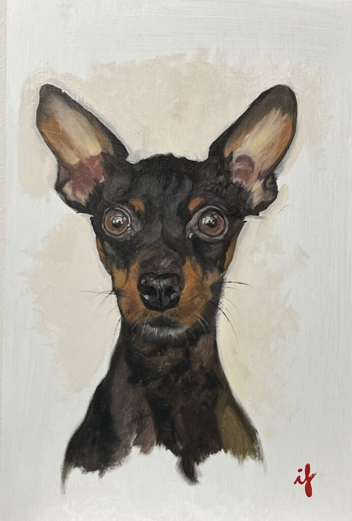 Pintura d'un cap de gos petit negre i marró amb orelles grans, obra d'Ifgasa